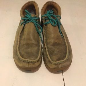 Teal Twisted X Driving Moc